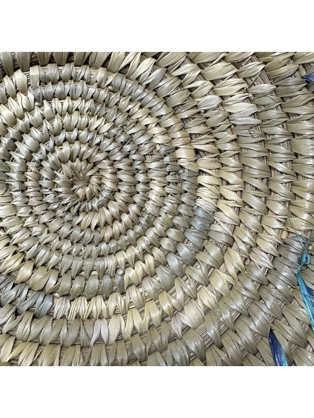 Vintage Round Coiled Grass Basket Hand Woven Decorative Bowl Boho Wall Decor